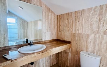 Property slide 19