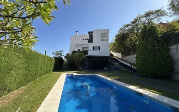 Property slide 1
