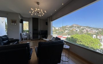 Property slide 11