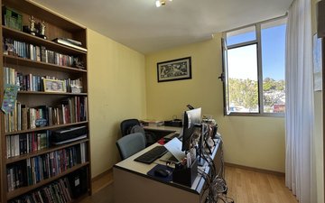 Property slide 23