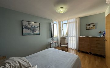 Property slide 33