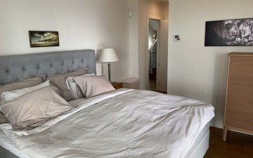 Property slide 21