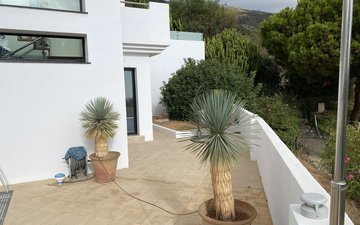 Property slide 29