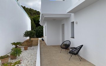 Property slide 31