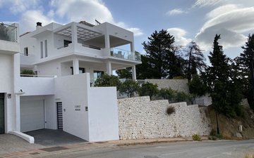 Property slide 39