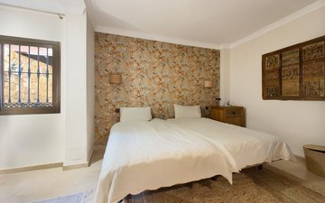Property slide 30