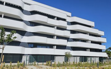 Property slide 20