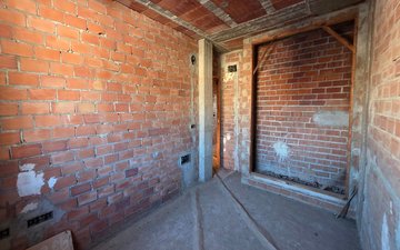 Property slide 22