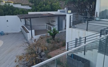 Property slide 22