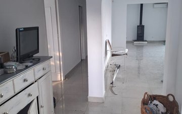 Property slide 38