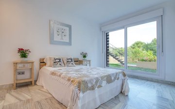 Property slide 15