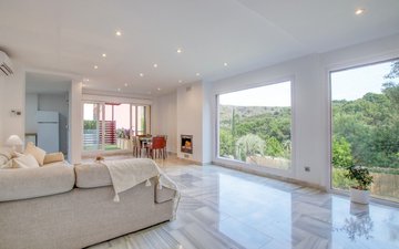 Property slide 4