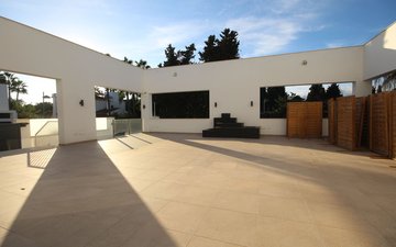 Property slide 4