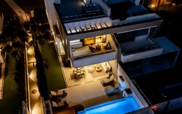 Property slide 22
