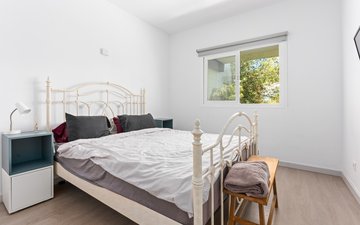Property slide 16