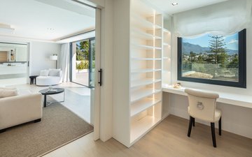 Property slide 25