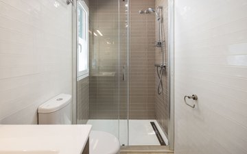 Property slide 18