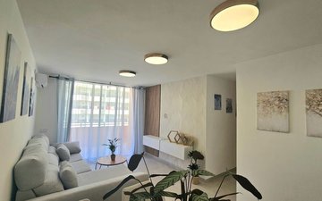 Property slide 16