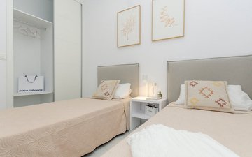 Property slide 22