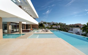 Property slide 10