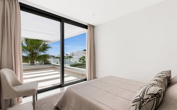 Property slide 36