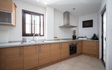 Property slide 17