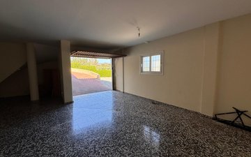 Property slide 20