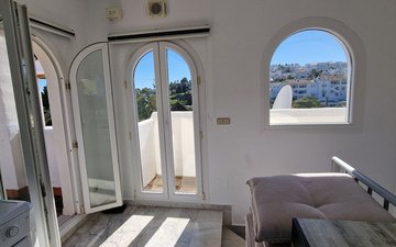Property slide 21