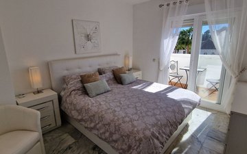 Property slide 40
