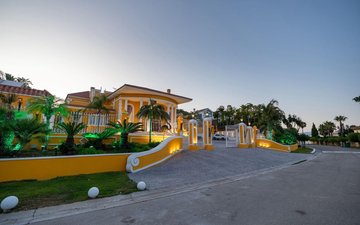 Property slide 28