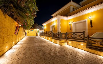 Property slide 30