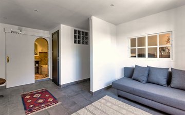 Property slide 50