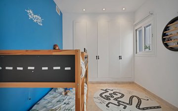 Property slide 10