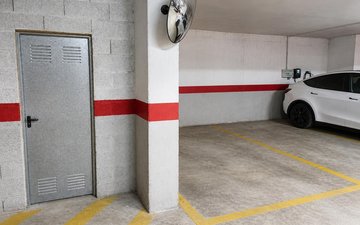 Property slide 17