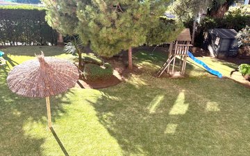 Property slide 16