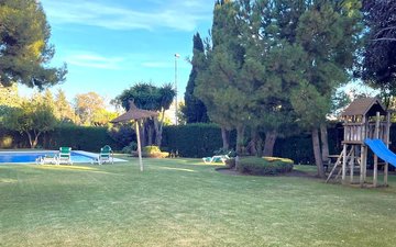 Property slide 17