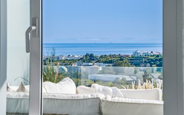 Property slide 22