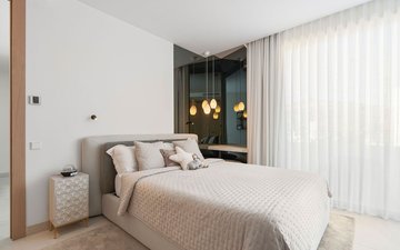 Property slide 16