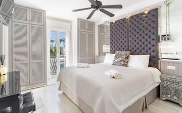 Property slide 17