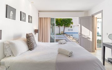 Property slide 22
