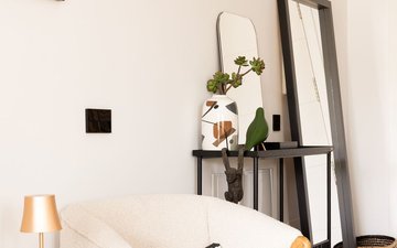 Property slide 10
