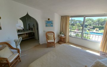 Property slide 23