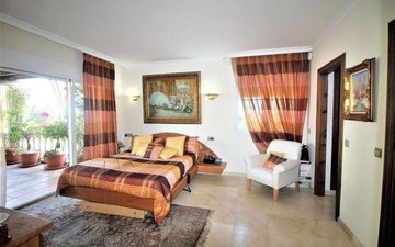 Property slide 24