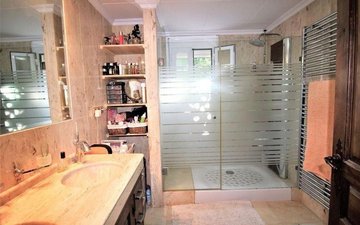 Property slide 30