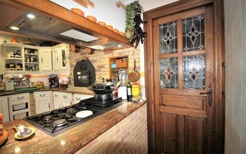 Property slide 38