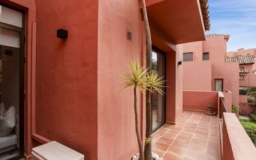 Property slide 25
