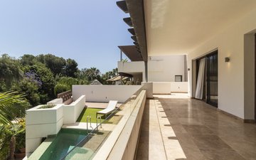 Property slide 18