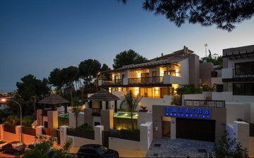Property slide 24