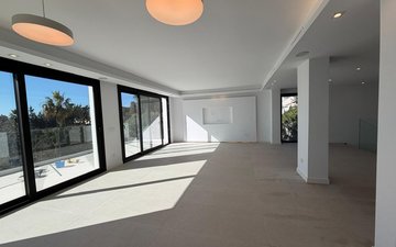 Property slide 15