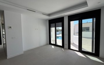 Property slide 25